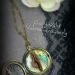 Sappho: Vulva Locket
