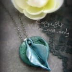 Rosalind- Vulva Pendant