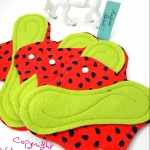 Set of 4 Leakproof Cloth Menstrual Pads - Juicy Juice